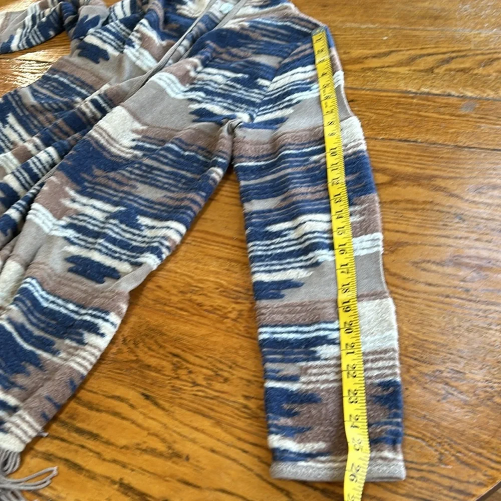 Lucky Brand open front Aztec blue, tan fringed cardigan.  Size Large.